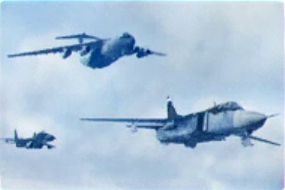 電子戦機混成中隊迎撃 01.jpg